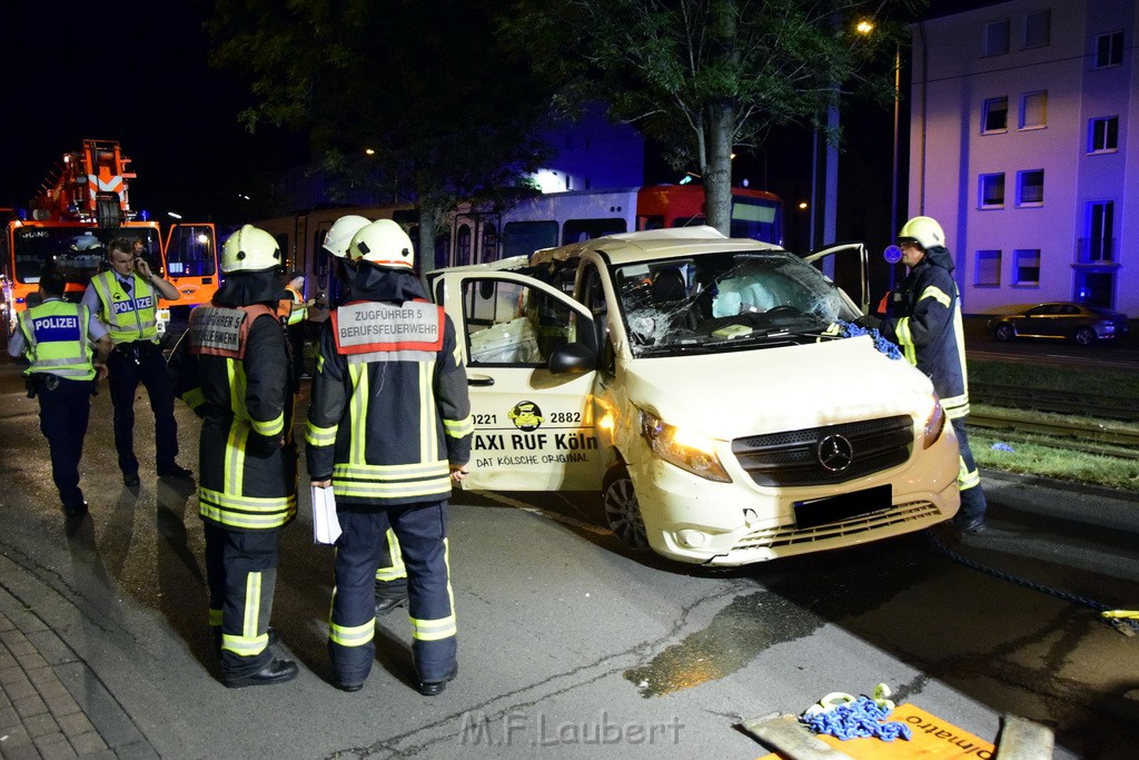 VU PKW Strab Koeln Niehl Amsterdamerstr Friedrich Karlstr P226.JPG - Miklos Laubert